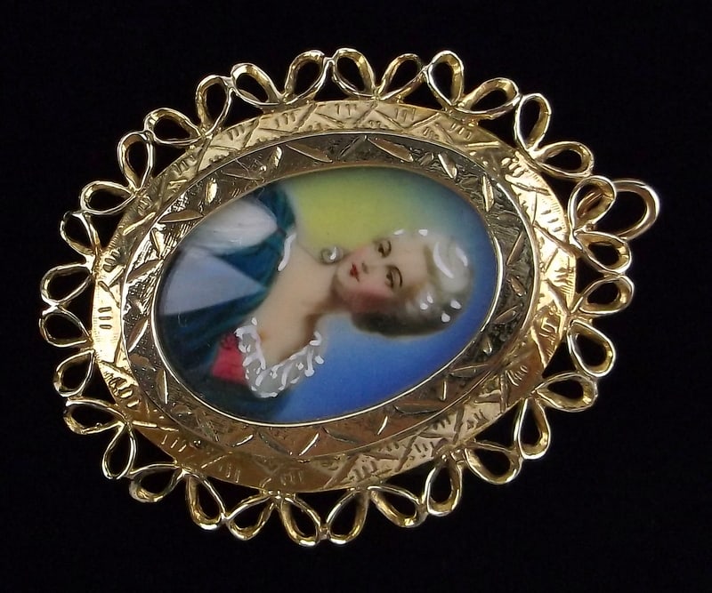 INCREDIBLE 14kt Gold Hand Painted 1950s Cameo Brooch 11.28g - 4
