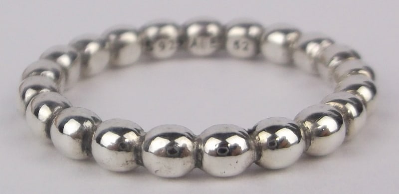 New Pandora Sterling Silver Ball Surround Band Ring 6: Solid Sterling Silver Guaranteed, in Brand New Never Worn Condition.