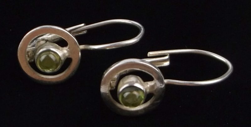 Mint Vintage Designer Sterling Silver Peridot Drop Earrings: Guaranteed Solid 925 Sterling Silver, in Excellent Condition