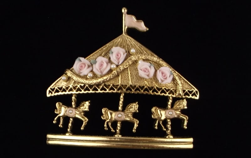 Stunning Vint Big 1928 Brand Carousel Horse Brooch: excellent condition