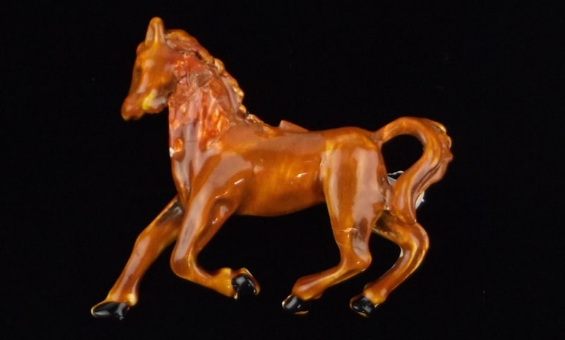 Stunning Vintage 1960s Enameled Horse Brooch: excellent condition
