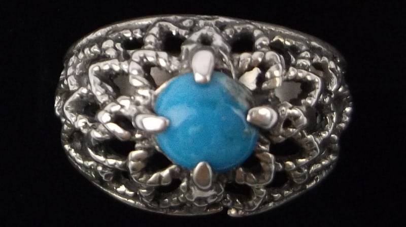 New 1950s Big Thick Navajo Sterling Bisbee Turquoise Ring 6.25: u This is an original NEW OLD STOCK 1950s Handmade Navajo Very Thick, big and heavy Sterling Silver Ring With the Titled Turquoise Type Listed in new never worn condition. Rings of this size, thicknes