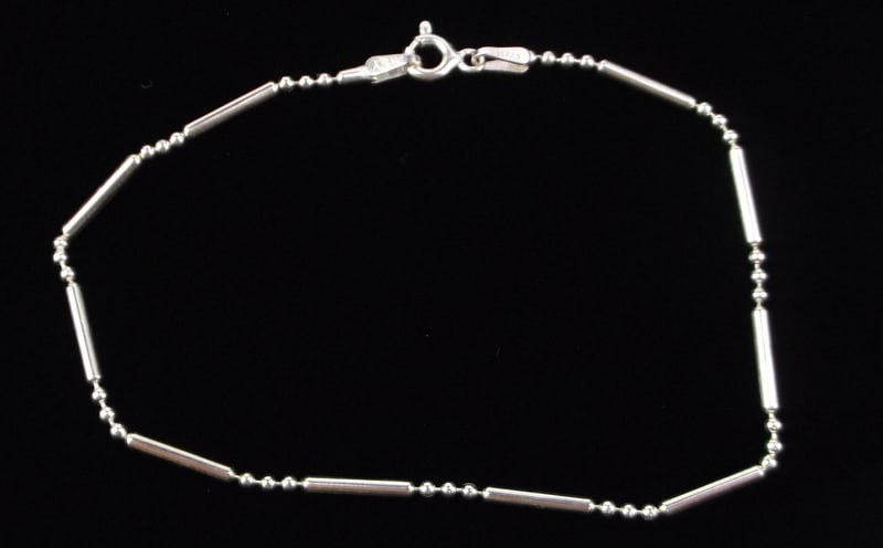 New Vint Italian Sterling Silver Stick and Ball Bracelet 7.5": Solid Sterling Silver Guaranteed, in Brand New Never Worn Condition.