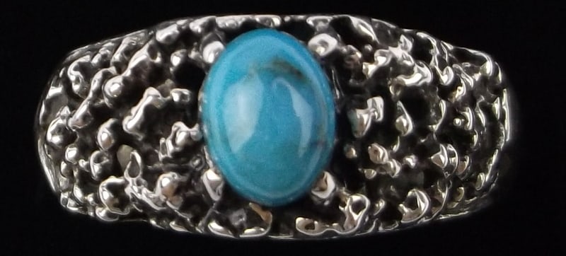 New 1950s Big Heavy Navajo Sterling Bisbee Turquoise Ring 10 Mens: u This is an original NEW OLD STOCK 1950s Handmade Navajo Very Thick, big and heavy Sterling Silver Ring With the Titled Turquoise Type Listed in new never worn condition. Rings of this size,