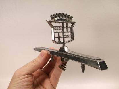 Old Cadillac Hood Emblem: .