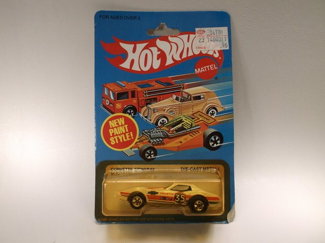 1982 Hot Wheels Corvette Stingray 9525 MOC: Titled date is what appears on the back of the package