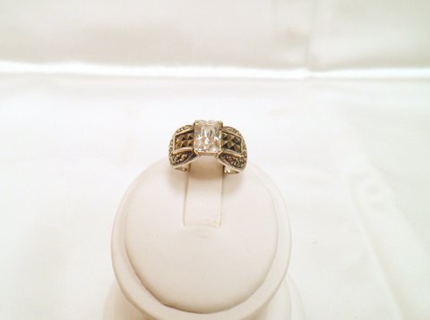 Beautiful Judith Jacks CZ & Marcasite Ring Size 5: Stamped .925