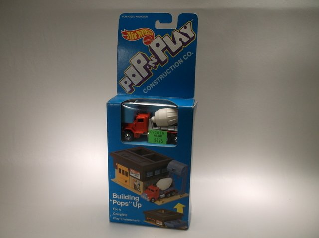 1988 Hot Wheels Pop N Play Set MISB: Titled date is what appears on the back of the package