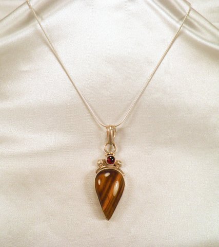 Sterling Silver Tigers Eye & Carnelian Pendant &: Stamped .925