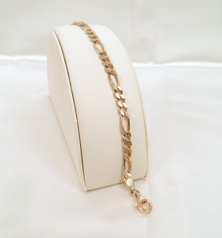 Nice Sterling Silver Figaro 8 Inch Bracelet or Anklet: Stamped .925