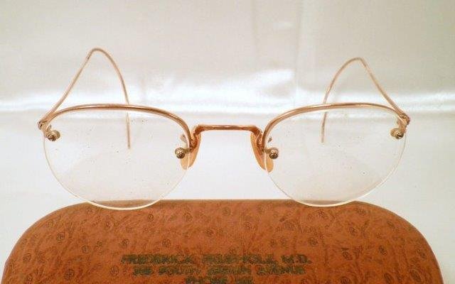 2 Pair 12K Yellow & White Gold Rim Antique Glasses: 12K Yellow & White Gold for Scrap or Repair