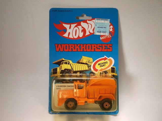 1979 Hot Wheels Oshkosh Snowplow 5905 MOC: .