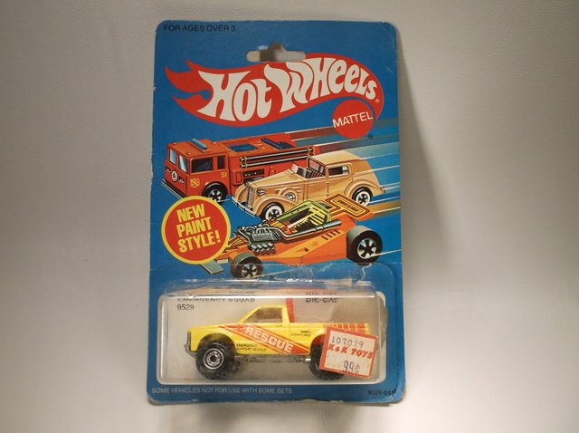 1982 Hot Wheels Emergency Squad 9529 MOC: .