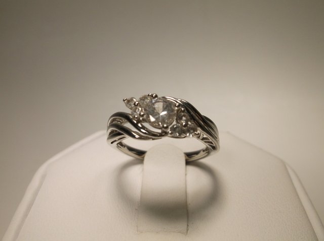 Nice Sterling Silver CZ Wedding Ring 7: .