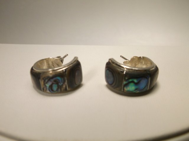 Nice Sterling Silver Navajo Abalone Earrings: .