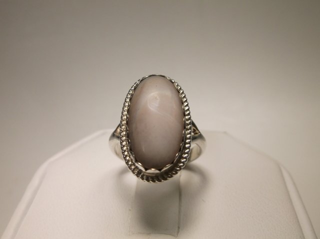 Nice Sterling Silver navajo MOP Ring 6 Signed C: signed C