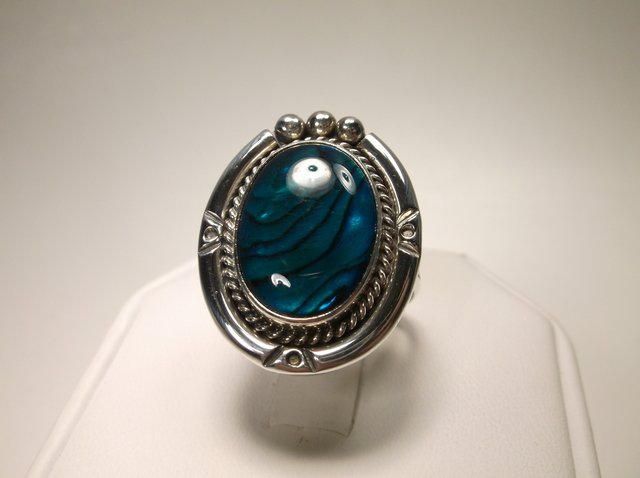 Nice Sterling Silver Abalone Nakai Ring 8: .