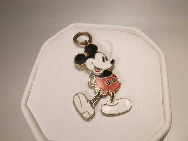 vintage Mickey Mouse Pendant: .