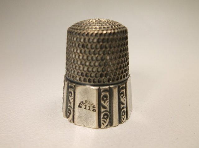 Antique Ornate Sterling Silver Sewing Thimble Nice: .
