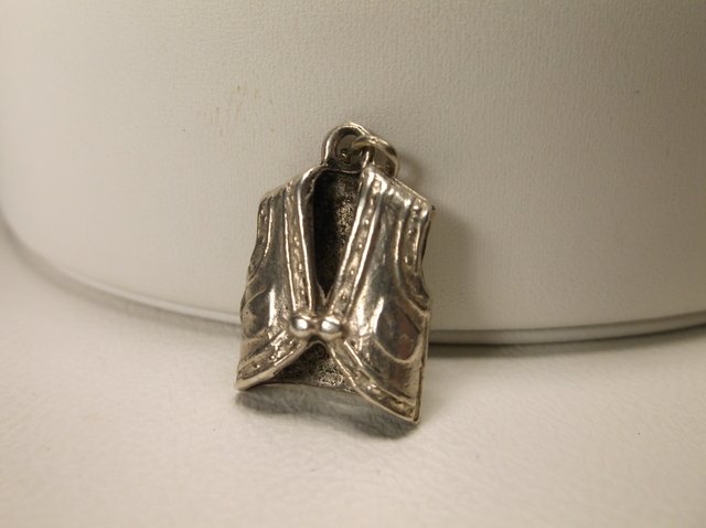 Nice Vintage Sterling Silver Cowboy Vest Charm: .