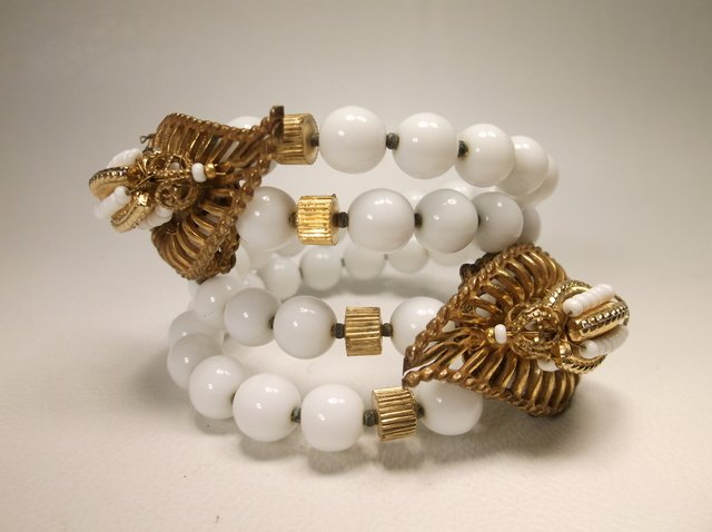 Beautiful Antique Miriam Haskell Bracelet: .
