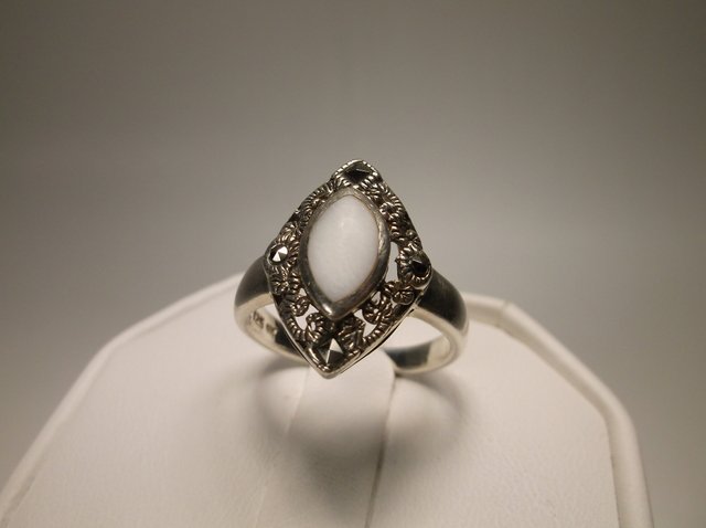 Nice NF Sterling Silver Marcasite Ring 7.5: .