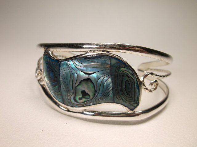 Nice Abalone Inlay Cuff Bracelet: .