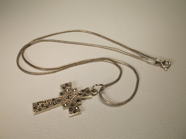 Nice Sterling Silver Marcasite Cross Necklace: .