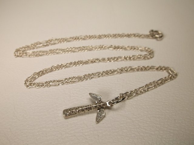 Nice Sterling Silver Navajo Totem Necklace: .