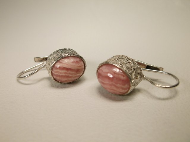 Beautiful Sterling Silver Rhodonite Earrings: .