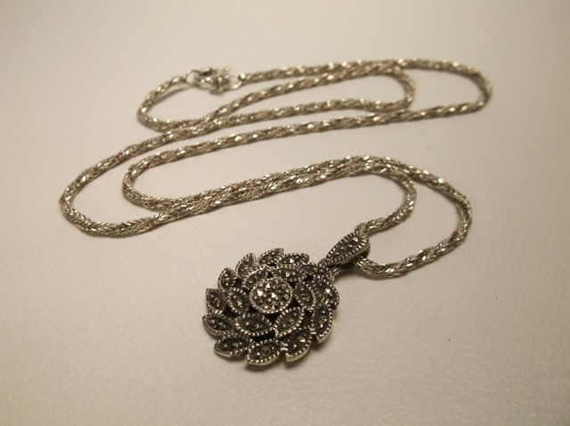 Nice Heavy Sterling Silver Marcasite Necklace: .