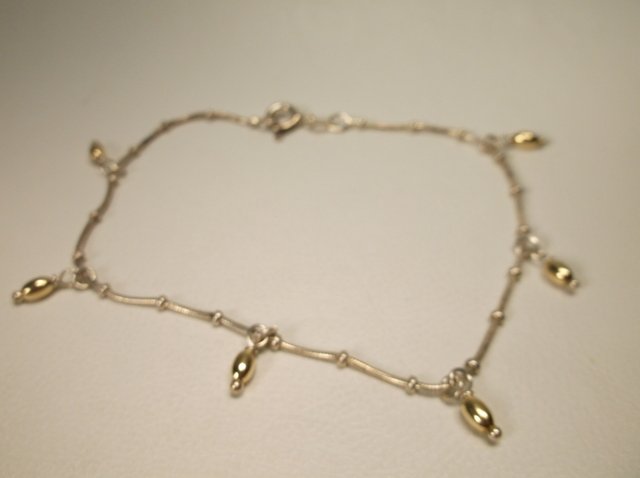 Beautiful Sterling Silver Anklet: .