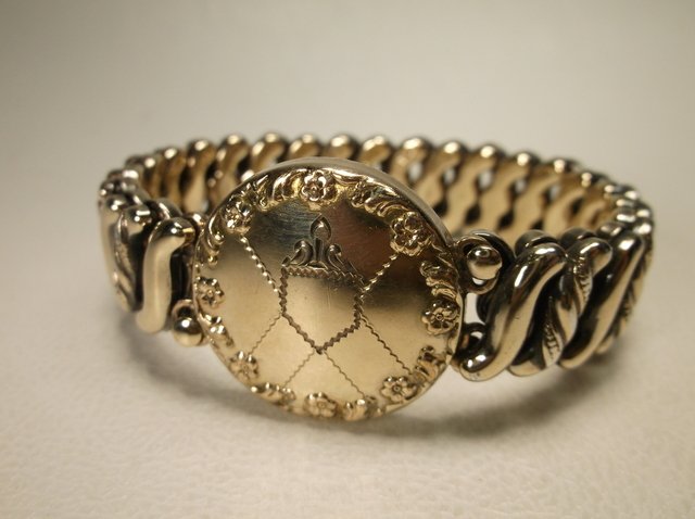 Gorgeous Antique Art Deco Carmen Bracelet 12kt GF: .