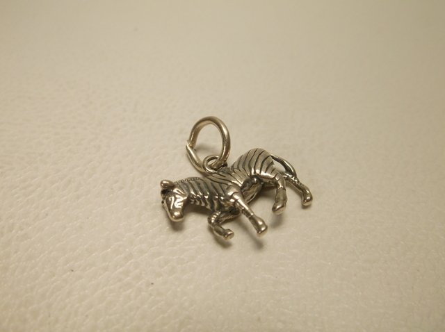 Nice Sterling Silver Zebra Charm: .
