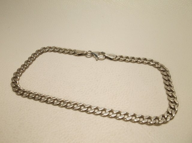 Nice Han Sterling Silver Chain Bracelet: .
