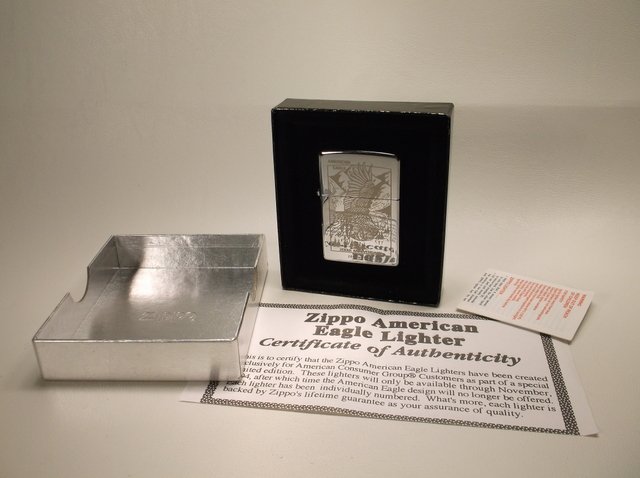 Rare Never Used Zippo American Eagle Lighter: serial numbered on casing, very nice never used rare lighter