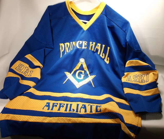 Nice XL Mason Masons Masonic Hockey Jersey: .