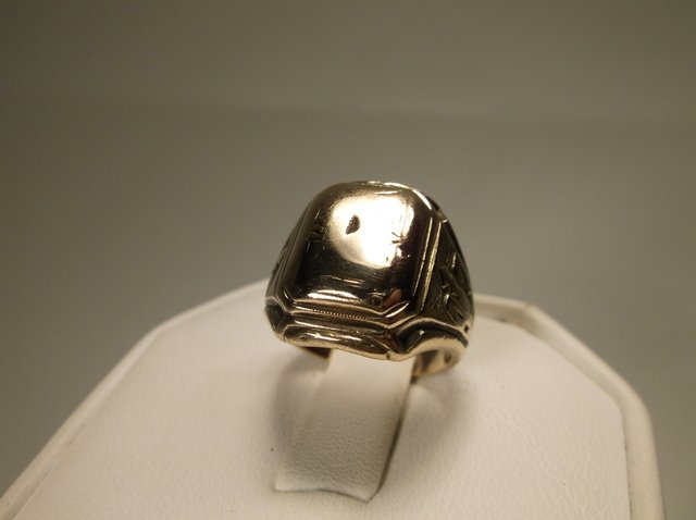 1943 Class Ring 10kt Gold Sterling Silver 6: .