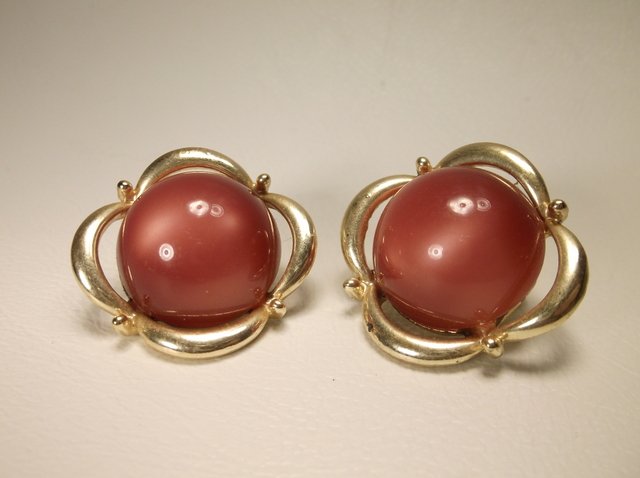 Nice Vintage Coro Craft Earrings: .
