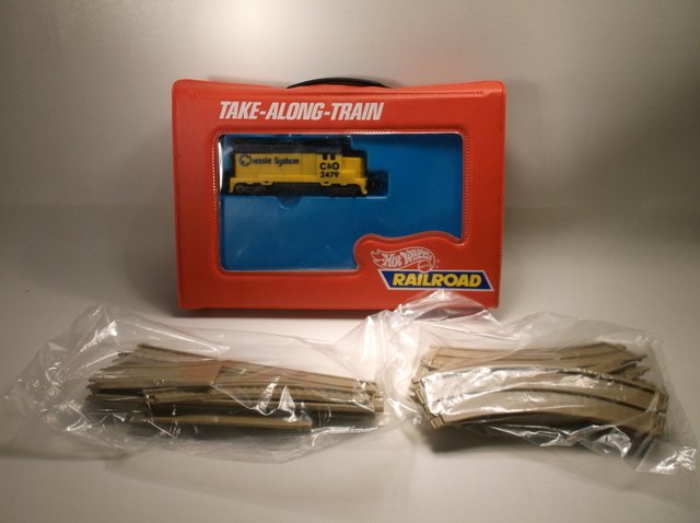 1984 Hot Wheels Take Along Train W Sealed Tracks: .