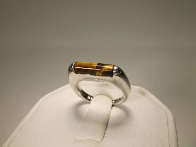 Nice Sterling Silver Tigers Eye Ring 7 Signed: .