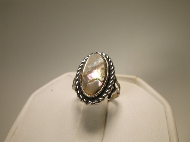 Sterling Silver Abalone Ring 4.5: .