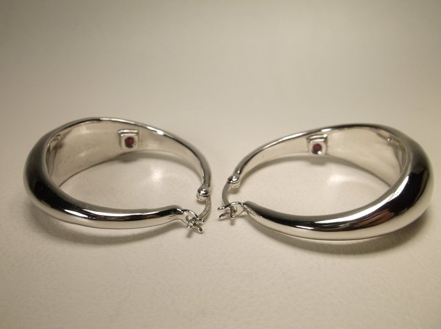 Stunning Large Sterling Silver Ruby Elle Earrings (1 of 2)