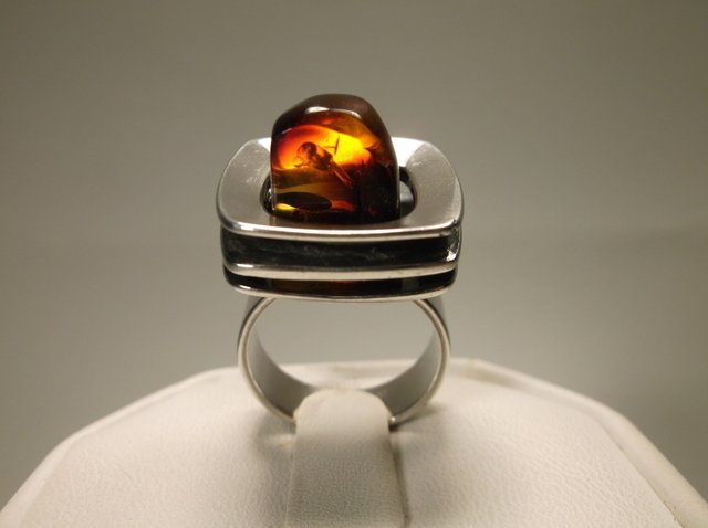 Stunn Sterling Silver Amber Modernist Ring 6 WK (1 of 3)