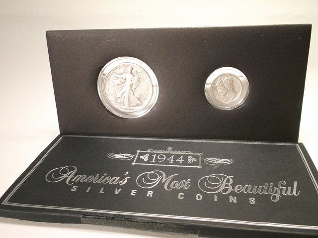 1944 US Silver Coin Set Half & Dime (1 of 1)