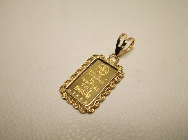 Gorgeous .999 Fine 24kt Gold Bar Pendant (1 of 2)