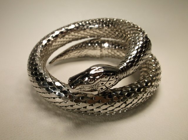 Stunning Vintage Coiled Snake Bracelet (1 of 2)