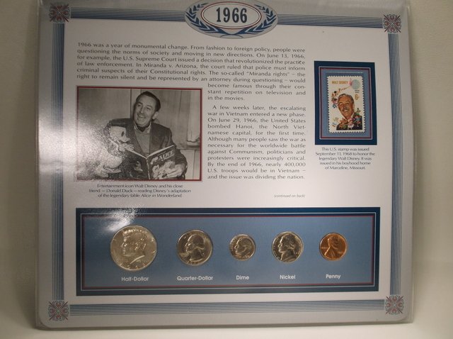 1966 US Silver Kennedy Half Dollar & More Set (1 of 2)