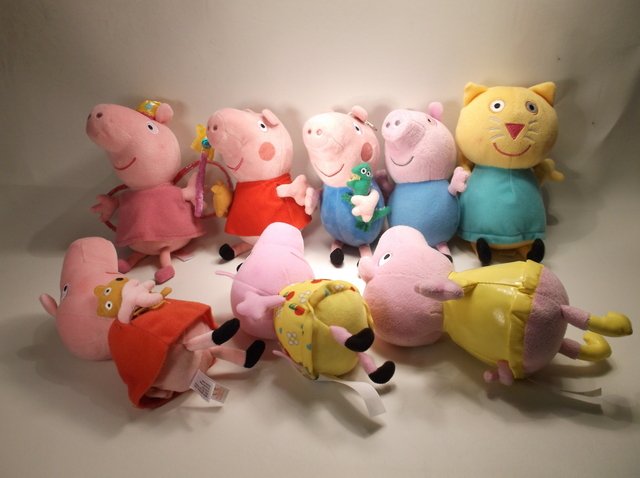 Very Nice Peppa Pig Plush Lot $$$: .