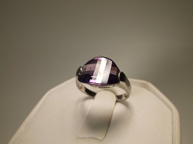 Beautiful Sterling Silver Amethyst Ring 7 (1 of 1)